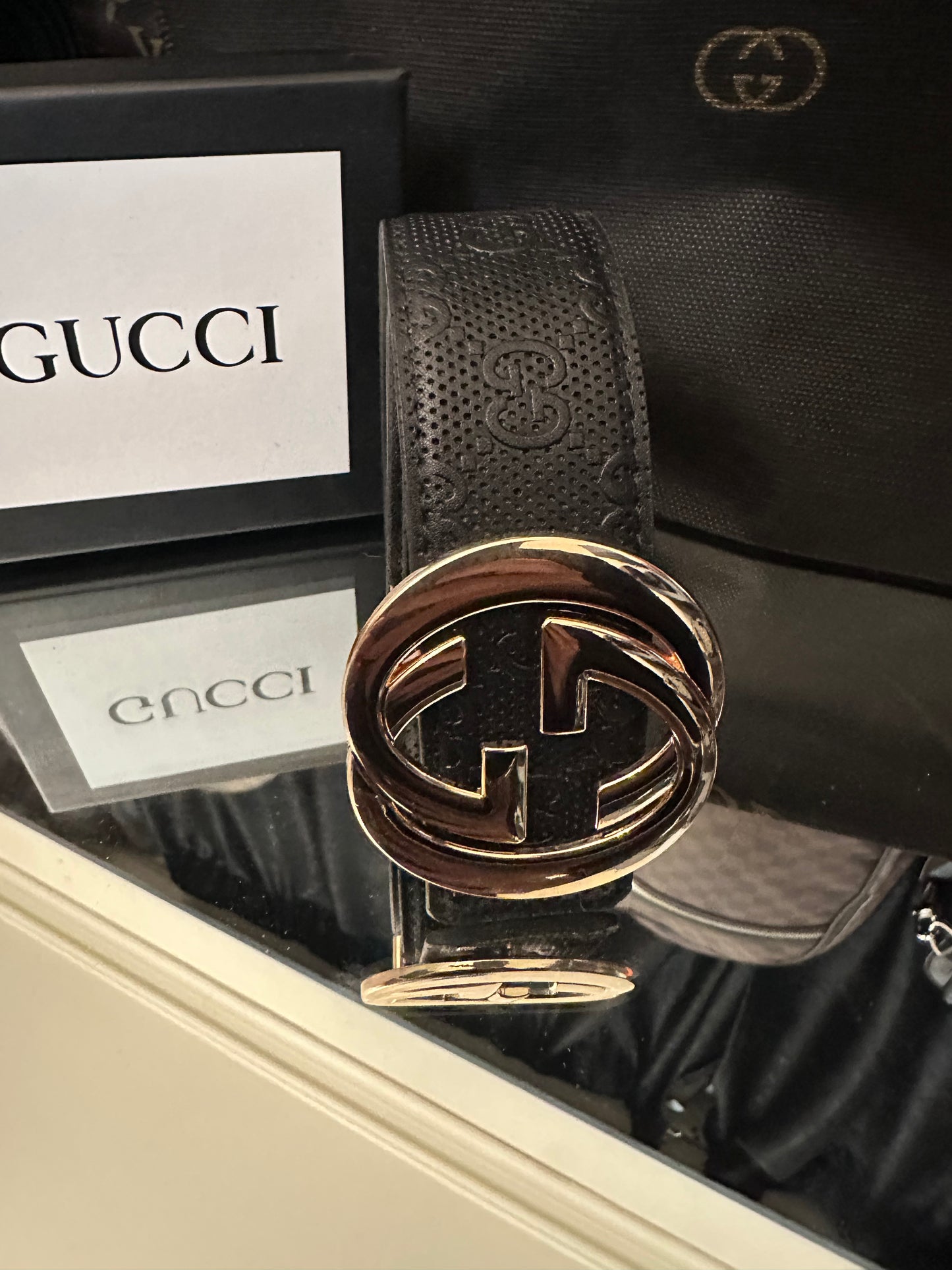 Gucci belt monogram gold