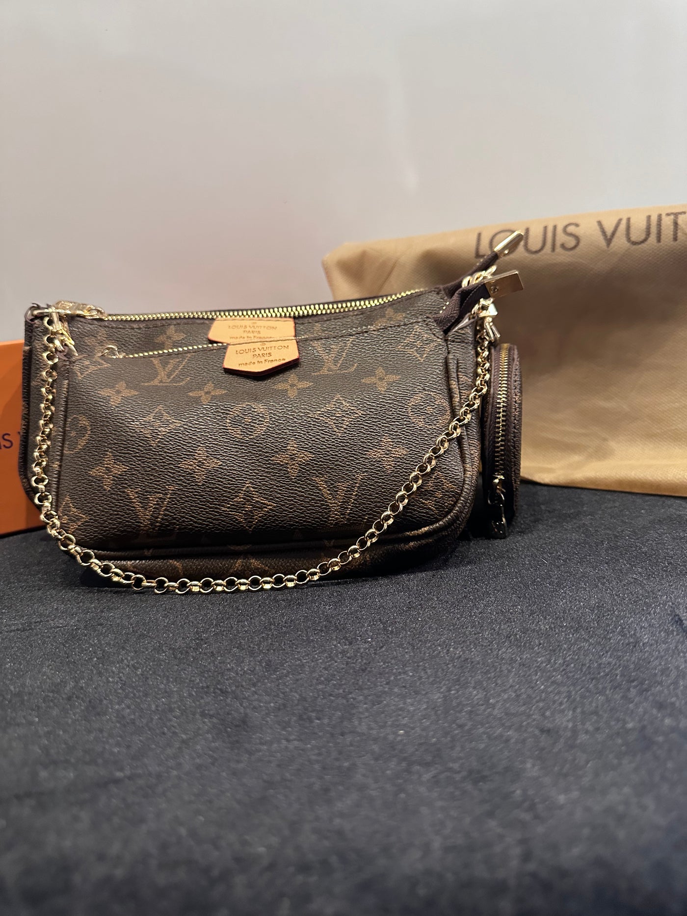 Lv multi pochette green strap