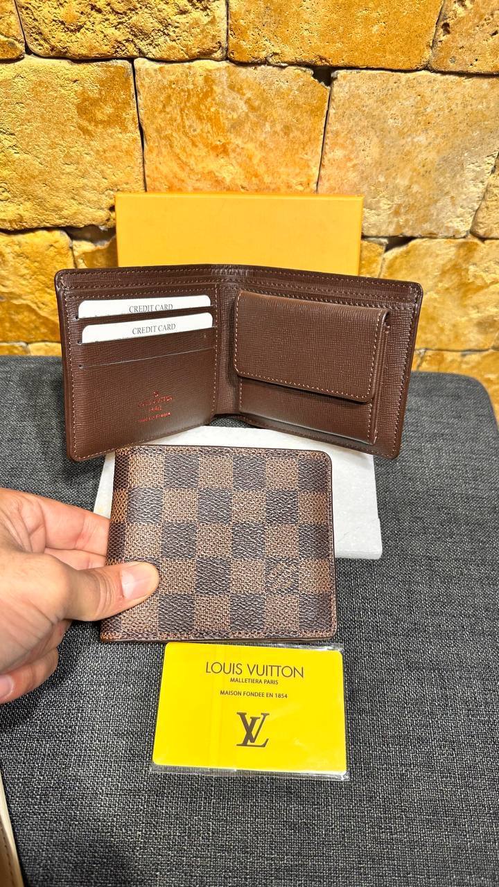 Lv brown damier classic wallet